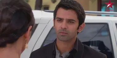 Arnav asks Khushi to pay