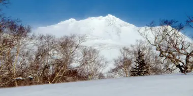 Mt. Tomuraushi in Harsh Winter