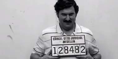 Pablo Escobar escapes from jail
