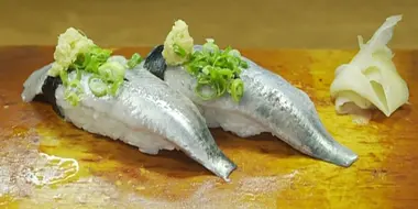 Sardine Yukhoe and Nigiri-zushi at Ooimachi, Shinagawa Ward