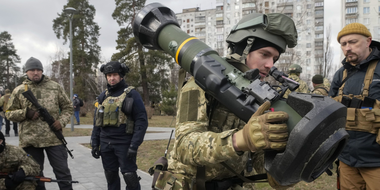 Can Civilians Help Ukraine Win the War?