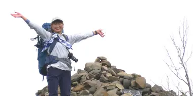 Hiking Guide Connects Hearts