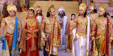 The Pandavas leave Hastinapur