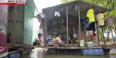 Hanoi's Floating Families: Vietnam