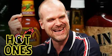 David Harbour Feels Out of Control While Eating Spicy Wings