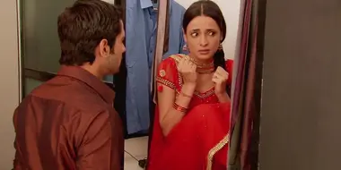 Khushi wants to see Anjali's beauty
