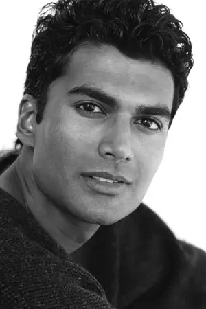 Sendhil Ramamurthy