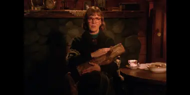 Log Lady Introduction - S01E08