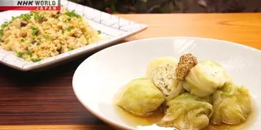Authentic Japanese Cooking: Cabbage Rolls in Golden Dashi
