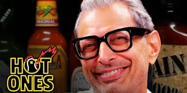 Jeff Goldblum Says He Likes to Be Called Daddy While Eating Spicy Wings