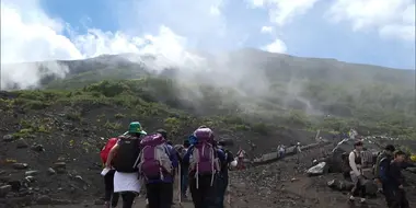 Yamanashi to Charge Mt. Fuji Climbers ¥2,000 Toll