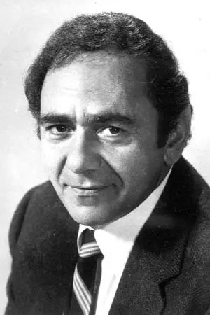 Michael Constantine