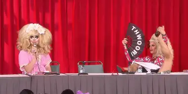 UNHhhh Live at RuPaul's DragCon 2017