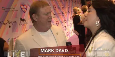 Mark Davis (showcase) on THE STRIP LIVE