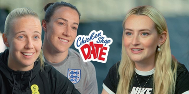 Lucy Bronze & Beth Mead