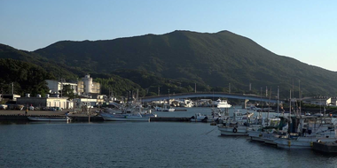 Deep Dive in Sugashima: The Island of Women Fishers