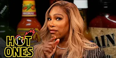 Serena Williams Returns Hot Sauce Serve After Hot Sauce Serve While Eating Spicy Wings