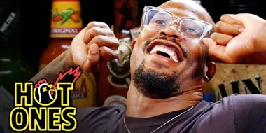 Von Miller Geeks Out Over Spicy Wings