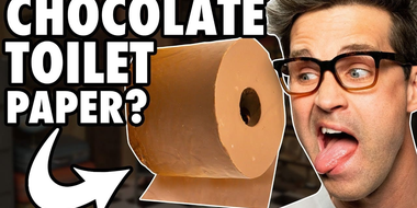 Covering Weird Things In Chocolate (GAME)