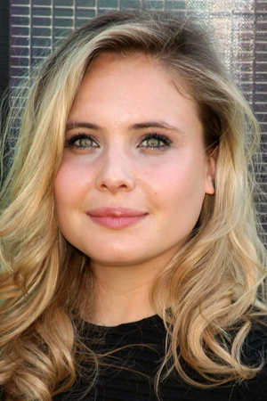 Leah Pipes