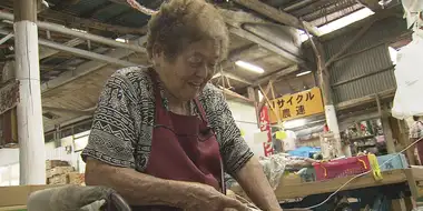 Grandmas' Goodbye to an Old Market