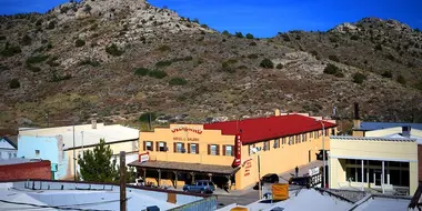Overland Hotel and Saloon