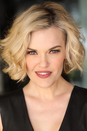 Kari Wahlgren