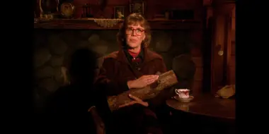 Log Lady Introduction - S02E01