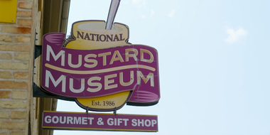 The National Mustard Museum, Mustard Glazed Pulled Pork